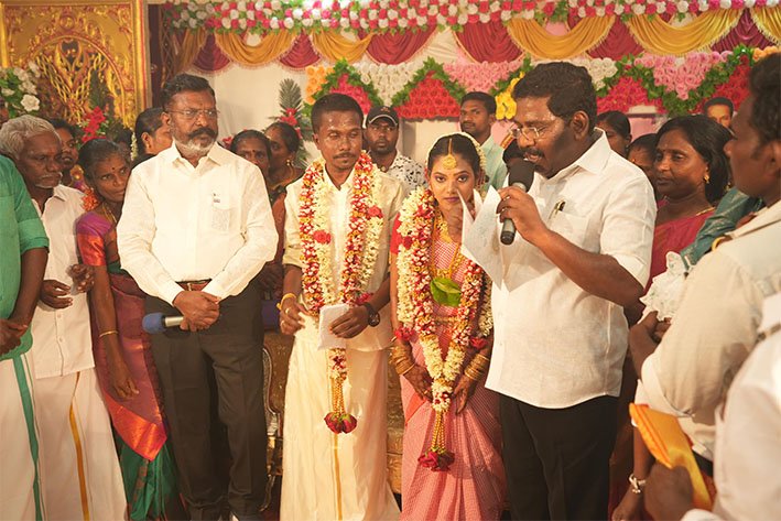 சிதம்பரம் தேர்தல் பிரச்சாரத்தில் கட்சி திருமணம் தொல்.திருமா பங்கேற்பு…