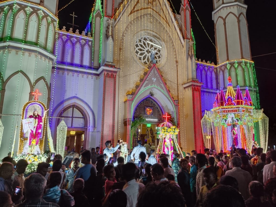 பொன்மலை புனித சூசையப்பர் ஆலய தேர்பவனி