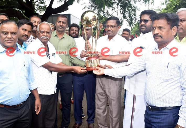 அரியலூர் வந்த ஹாக்கி உலகக்கோப்பை … உற்சாக வரவேற்பு