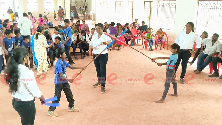பட்டுக்கோட்டை அருகே சிலம்பாட்ட போட்டி… மாணவ-மாணவிகள் பங்கேற்பு
