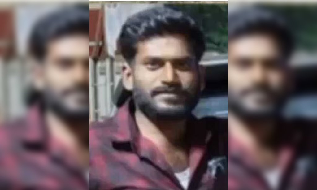 கணவன் மீது பெட்ரோல் ஊற்றி எரித்துக் கொன்ற மனைவி