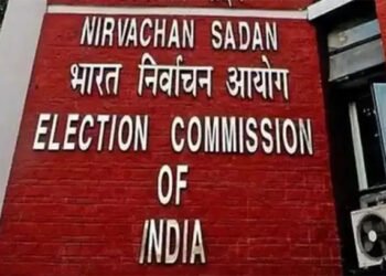 தமிழக சட்டமன்ற தேர்தல் பார்வையாளர்களாக 327 அதிகாரிகள் நியமனம்