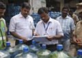 பாசி பிடித்த குடிநீர் கேன் விற்றால் ரூ.5,000 அபராதம் – அரசு எச்சரிக்கை!