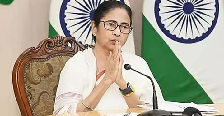 மேற்கு வங்க ஆளுநர் ராஜினாமா: மம்தா பானர்ஜி அதிர்ச்சி