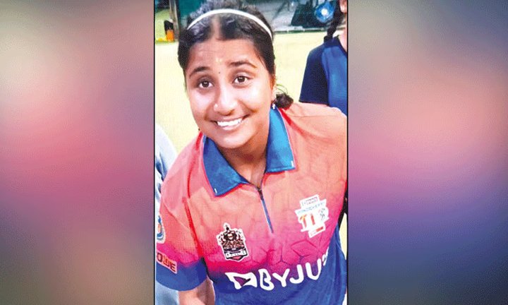 புதுச்சேரியில் சோகம்! கிரிக்கெட் போட்டியில் இடம் கிடைக்காததால் வீராங்கனை தற்கொலை