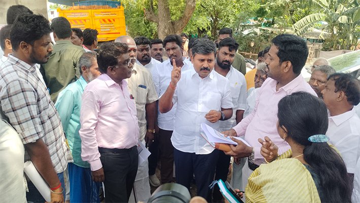 லால்குடிமணக்கால் ரயில்வே மேம்பாலப் பணிகள்- அருண்நேரு ஆய்வு