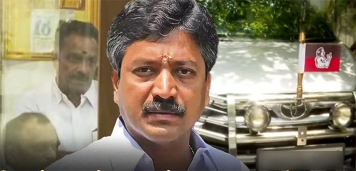 சி.வி.சண்முகம் வீட்டில் அதிமுக மூத்த நிர்வாகிகள்!