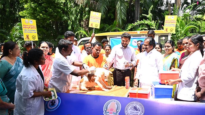 திருச்சி மாநகராட்சியில் 10,000 தெருநாய்களுக்கு ரெபீஸ் தடுப்பூசி