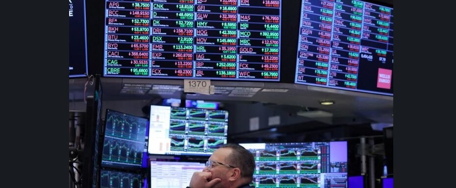 அமெரிக்க வால் ஸ்ட்ரீட் பங்குச்சந்தை, Nasdaq மற்றும் S&P 500 குறியீடுகள் ஈரான் ஒப்பந்தம் மற்றும் டெக் பங்குகளின் உயர்வால் கவனம் பெற்ற காட்சி