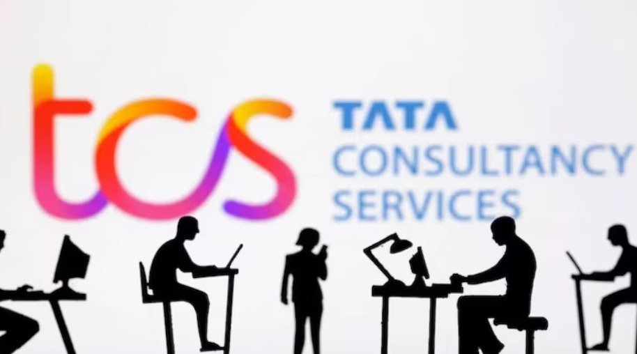 TCS நிறுவனம், அமெரிக்க உச்சநீதிமன்ற தீர்ப்பு மற்றும் DXC Technology வழக்கு தொடர்பான வணிக செய்தி படம்