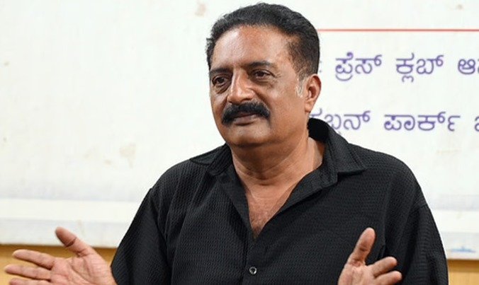 தர்மஸ்தலா புதைகுழி வழக்கில் நடிகர் பிரகாஷ் ராஜ் விளக்கம் அளித்தது மற்றும் SIT விசாரணை தொடர்பான செய்தி காட்சி.