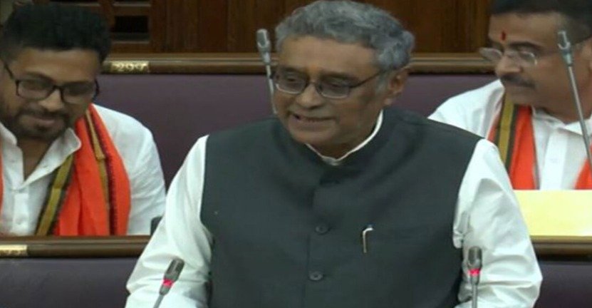 மேற்கு வங்க அரசு 2026-27 பட்ஜெட்டில் 1 லட்சம் காலிப் பணியிடங்களை நிரப்பும் வேலைவாய்ப்பு அறிவிப்பை வெளியிட்டதை காட்டும் பிரதிநிதித்துவ படம்.