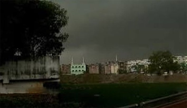 சென்னையை சூழ்ந்துள்ள கருமேகங்கள் - வானிலை விளக்கம்