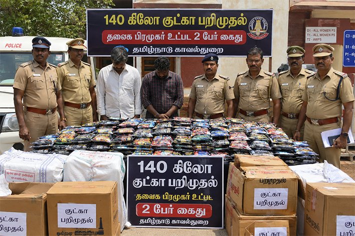 140 கிலோ குட்கா பறிமுதல்- தவெக பிரமுகர் உட்பட 2 பேர் கைது
