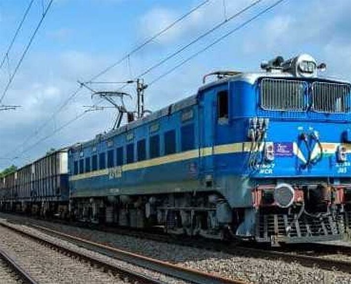 திருச்சி - ஈரோடு பயணிகள் ரயில் ரத்து