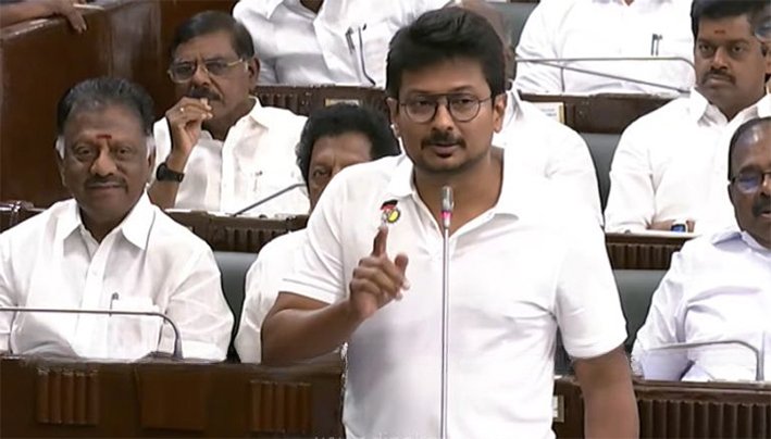 ஆளுநர் முக்கியம் என்று தவெக அரசு நினைக்கிறதா?.. உதயநிதி