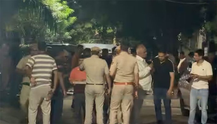 அரியானா-தொழிலதிபரின் வீட்டுக்குள் புகுந்து 4 பேர் சுட்டுக்கொலை