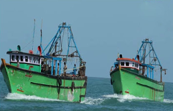 ஆந்திர கடல் எல்லையில் தமிழக மீனவர்கள் மீன் பிடிக்க அனுமதிக்க வேண்டும்