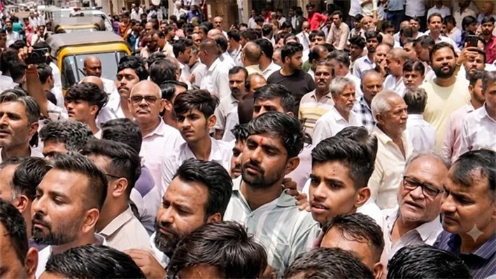 சென்னை சவுகார்பேட்டையில் வடமாநில வியாபாரிகள் போராட்டம்
