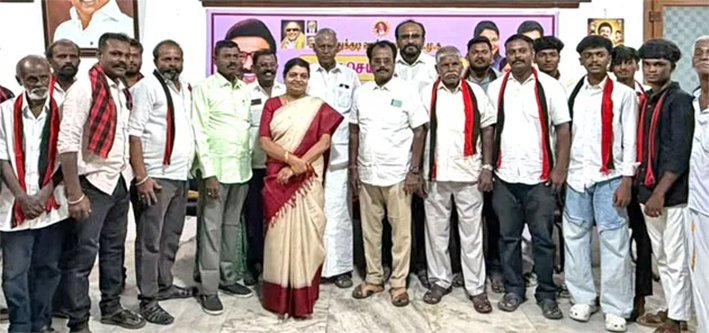 காங்., கட்சியிலிருந்து விலகி 50 பேர் திமுகவில் இணைந்தனர்