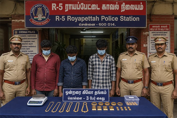 சென்னையில் ஒன்றரை கிலோ தங்கம் கொள்ளை... 3 பேர் கைது