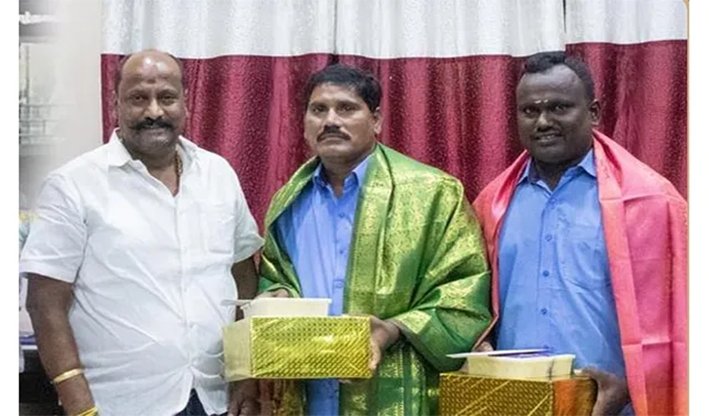 பஸ்சில் பெண் பயணிக்கு திடீர் வலிப்பு... உயிர்காத்த டிரைவர்
