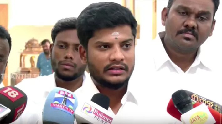 கோயில்களில் டிஜிட்டல் கார் பார்க்கிங் பில் சேவை: அமைச்சர் ரமேஷ்