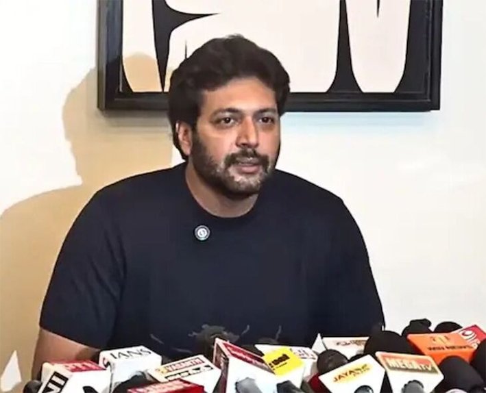 சினிமாவிலிருந்து விலகுவதாகக் கூறியதற்கு மன்னிப்பு கேட்கிறேன்