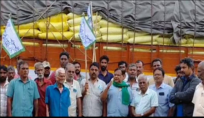 கோவையில் பதுக்கி வைத்திருந்த 60 டன்யூரியா மூட்டைகள் பறிமுதல்