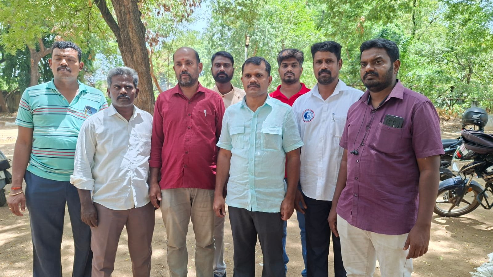 சுகாதாரத்துறை அமைச்சர் கருத்தை அவை குரூப்பில் இருந்து நீக்க வேண்டும்..