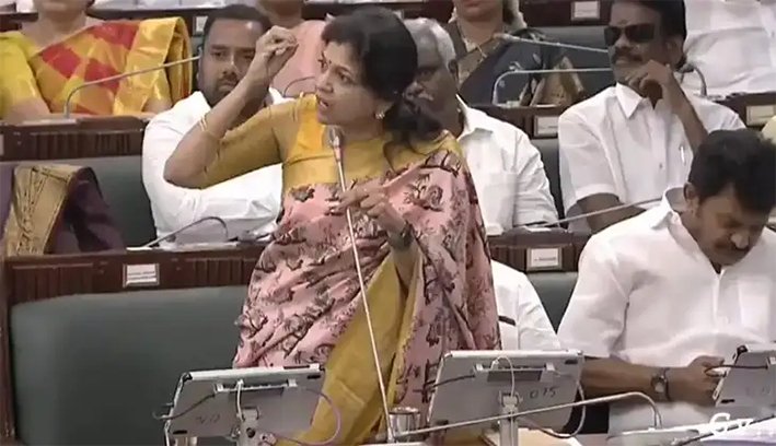 கேரள மழையால் தான் கர்நாடகா நீர் திறந்தது-சௌமியா சாடல்