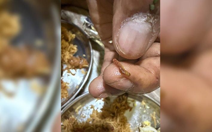 சென்னையில் எஸ்.எஸ்.பிரியாணி கடையில் பிரியாணியில் புழு?