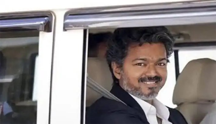 எம்எல்ஏக்களுக்கு கார் வழங்க முதல்வர் விஜய் முடிவு…