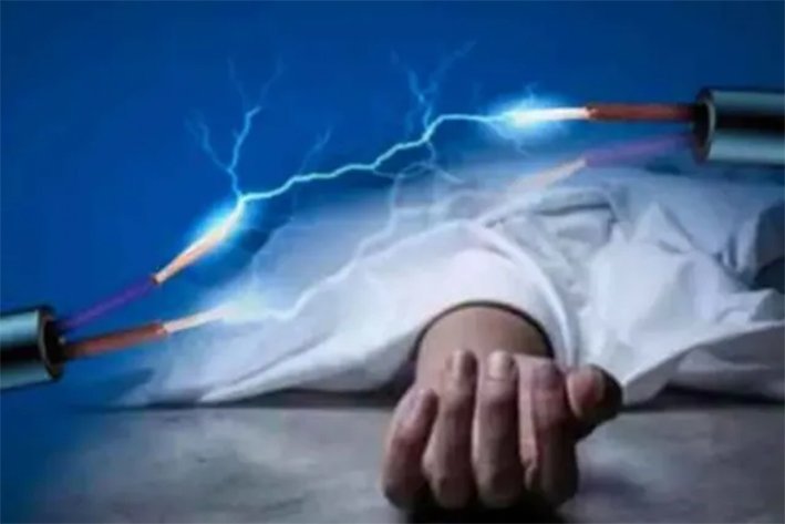 ஈரோடு அருகே மின்சாரம் தாக்கி மாணவன் பலி