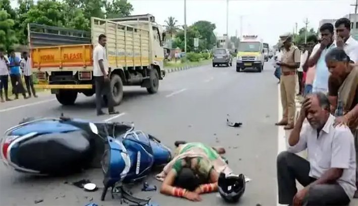 3 மாதத்தில் திருமணம்-சாலை விபத்தில் தந்தை கண்முன்னே மகள் பலி