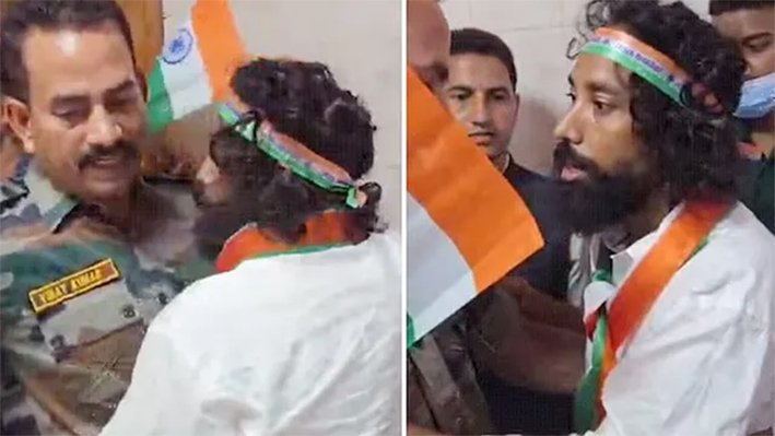 ஜார்கண்டில் மாணவர்கள் போராட்டம்- தேசிய கொடியுடன் ஊர்வலம்