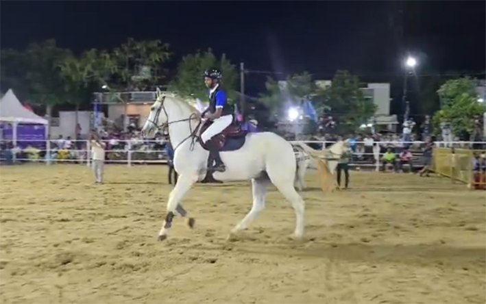 கோவையில் தேசிய அளவில் குதிரை தடை தாண்டும் போட்டி தொடக்கம்