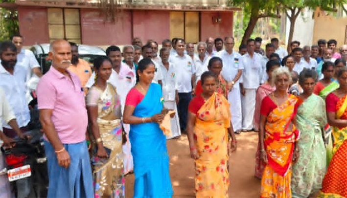கிராம சபை கூட்டத்தை புறக்கணித்த திருச்சி ஆலம்பட்டி ஊராட்சி