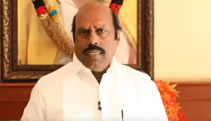 எ.வ.வேலு மீது மண் திருட்டுப் புகார்