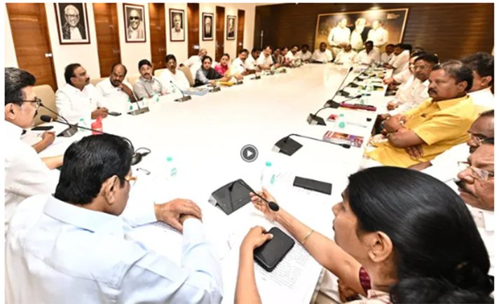 இடைத்தேர்தல்-திமுக தலைவர் மு.க.ஸ்டாலின் ஆலோசனை