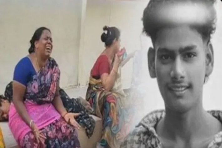 மதுரை அரசு பள்ளி வளாகத்தில் இளைஞரின் சடலம் மீட்பு...