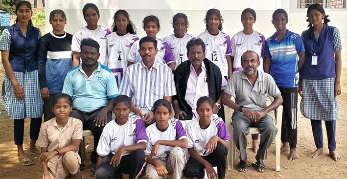 திருச்சியில் மாவட்ட அளவிலான கபடி போட்டி... அரசு பள்ளி மாணவிகள் சாதனை