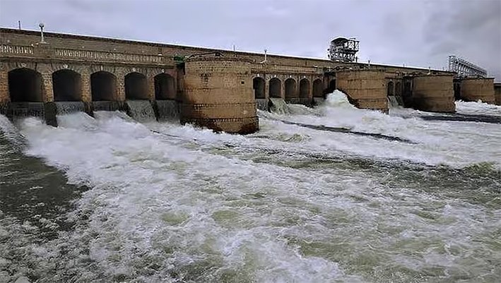 தமிழகத்துக்கு விநாடிக்கு 4,000 கனஅடி காவிரி நீர் திறக்க கர்நாடகாவுக்கு உத்தரவு!!
