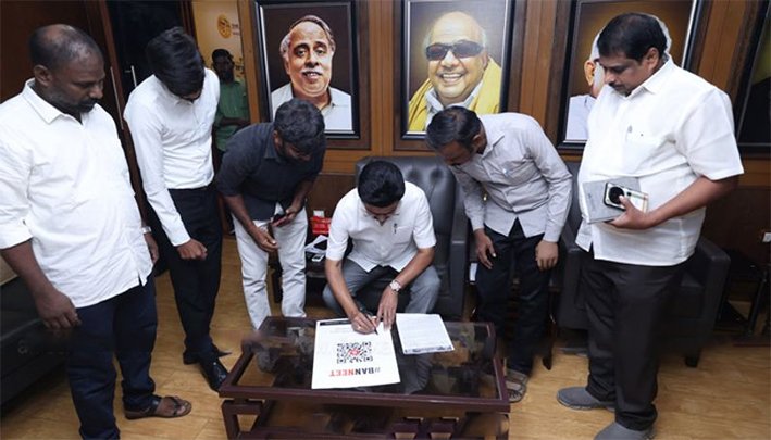 “நீட் ஒழிப்பே நிரந்தரத் தீர்வு!- குடும்பங்களின் கண்ணீர்