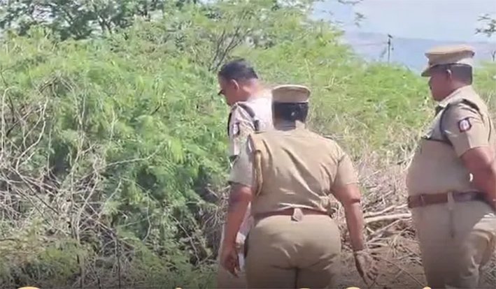 காட்டுப்பகுதியில் 2 பேர் மர்மமான முறையில் உயிரிழப்பு
