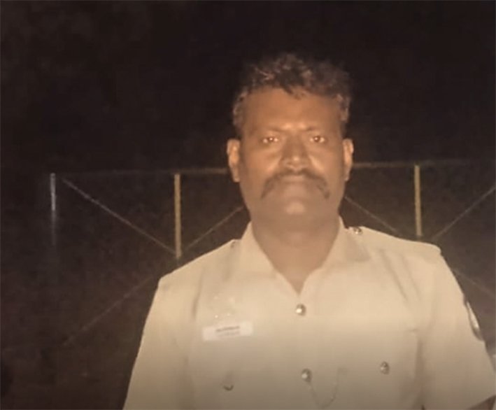 கரூரில் ரோந்து போலீசை கடுமையாக தாக்கிய 3 பேர் கைது