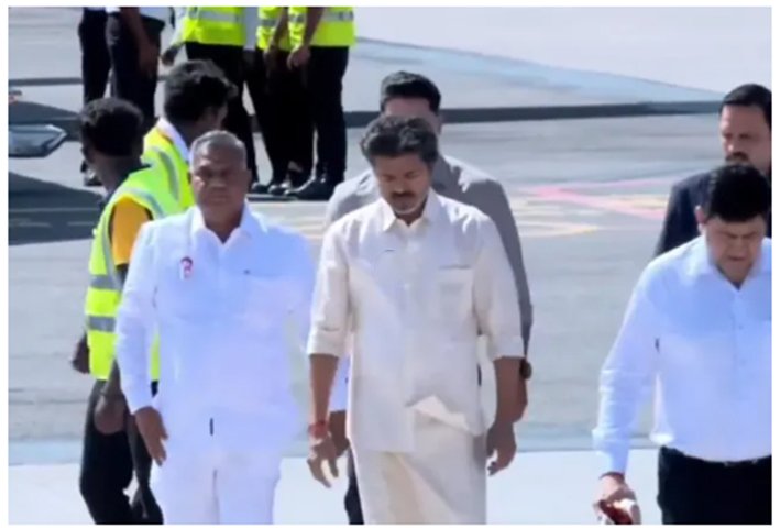 சேலம் விமான நிலையம் சென்றடைந்த முதல்வர் விஜய்
