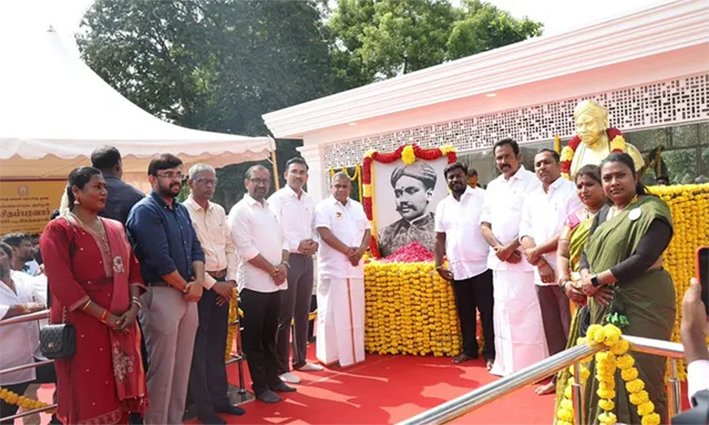 வ.உ.சிதம்பரனார் உருவப்படத்திற்கு அமைச்சர்கள் மரியாதை
