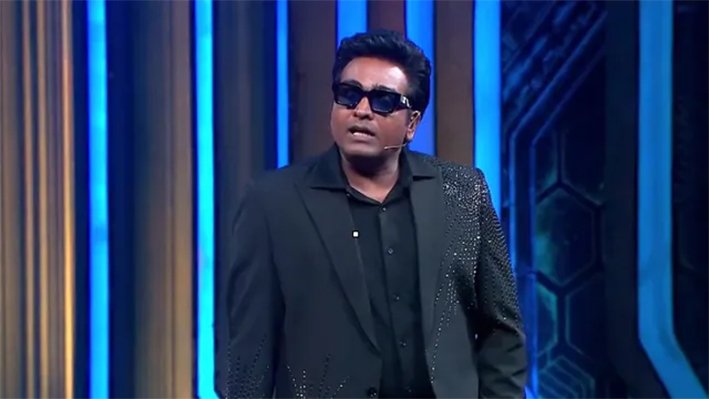 கண்ணீருக்கு மயங்காதீர்கள்-டம்மியாக தெரிவீர்கள்-விஜய் சேதுபதி