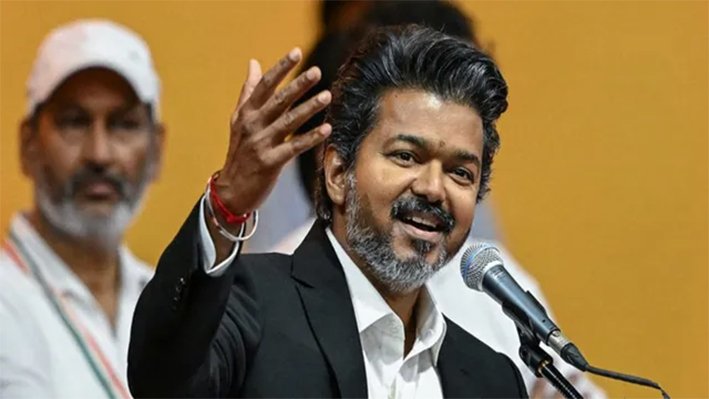 சமூகநீதி நாள் உறுதிமொழி ஏற்கும் முதல்வர் விஜய்